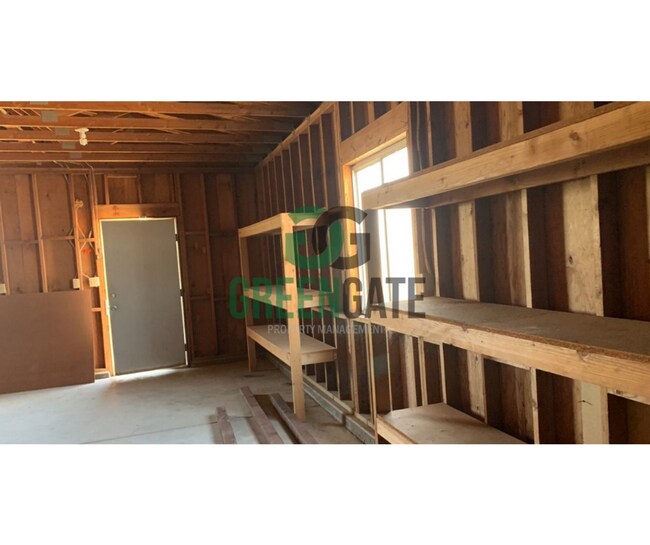 Building Photo - 6919 Jennings Rd