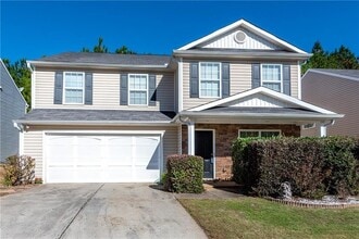 Building Photo - 3070 Centerglen Ln