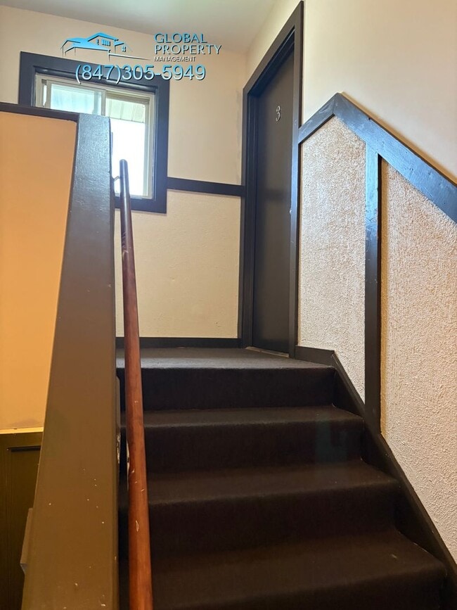 Building Photo - 4057 28th Ave