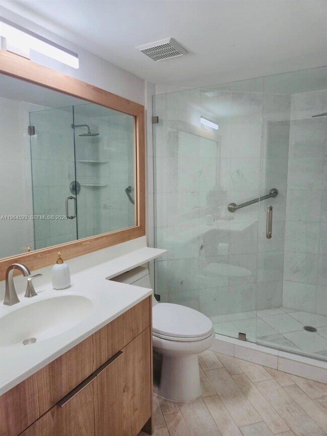 Building Photo - 3530 Mystic Pointe Dr