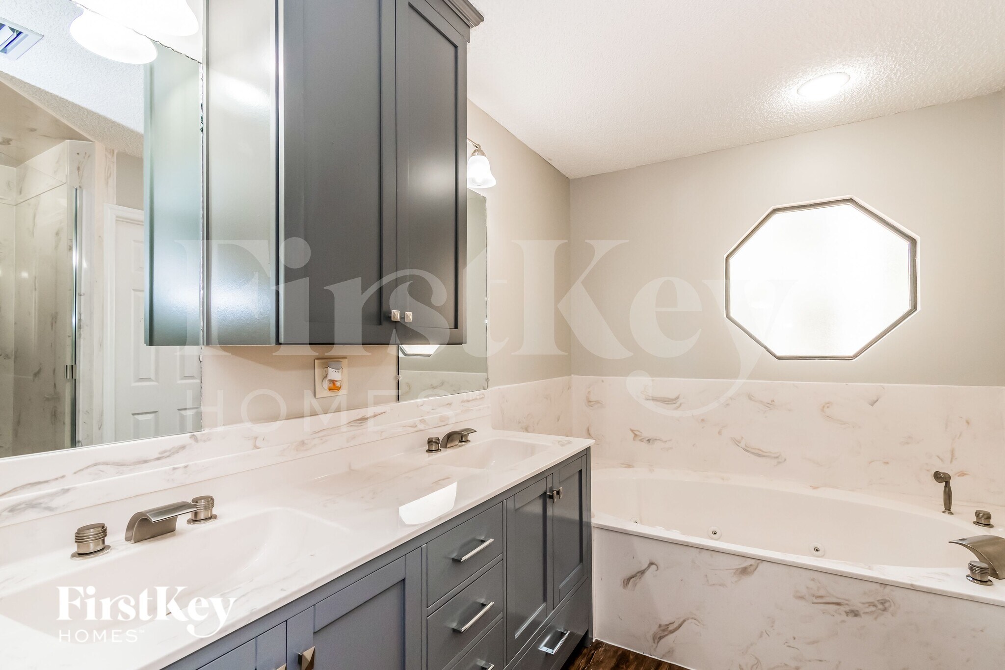 Building Photo - 5541 Broadgate Ct
