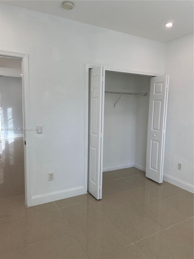 Building Photo - 15673 SW 39th St