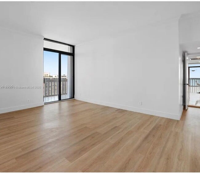 Building Photo - 19355 Turnberry Way