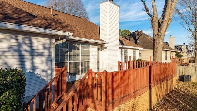 Building Photo - Beautiful Home in Desirable Cherry Creek | 3 Bed + Office | Fully Fenced Yard | Near Baker Elemen...