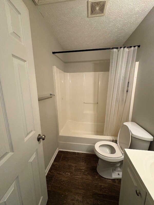 Building Photo - 2031 Sitser Ln