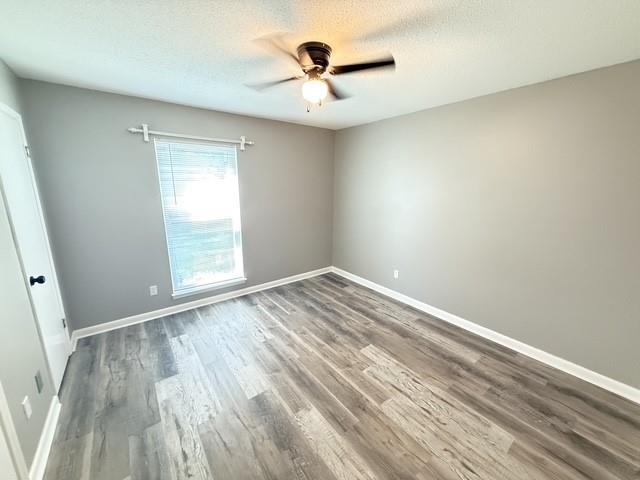 Building Photo - 3149 Cottage Ln
