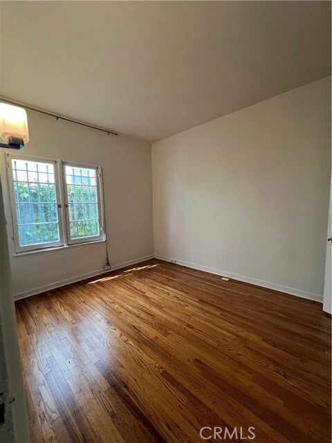 Building Photo - 353 S Orlando Ave