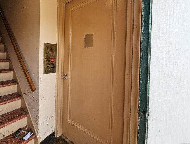 Building Photo - 39 Nob Hill Cir