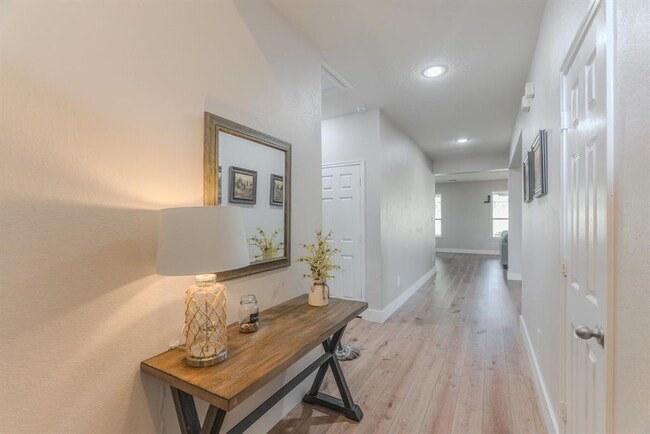 Building Photo - 2907 Coastal Prairie Ln