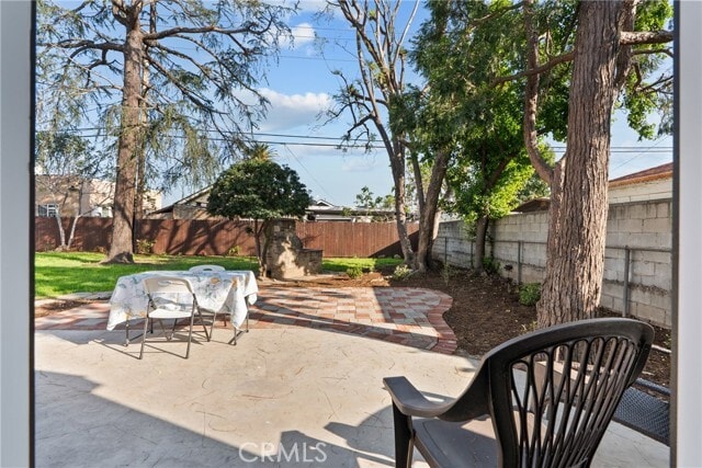 Building Photo - 624 N Hagar St