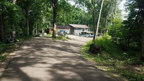 Building Photo - 489 Cedar River Rd