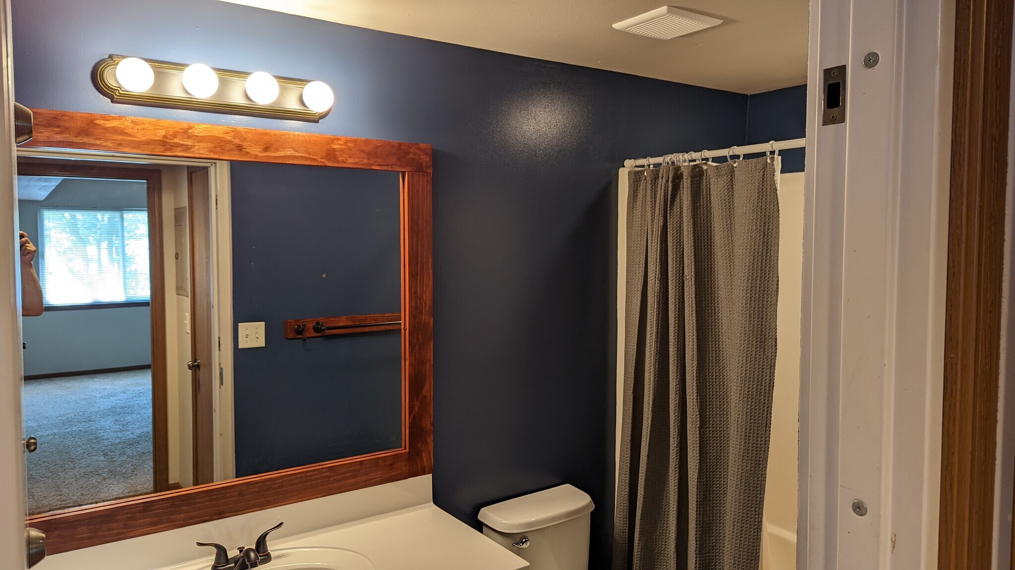 Building Photo - 2401 Stadium Pl