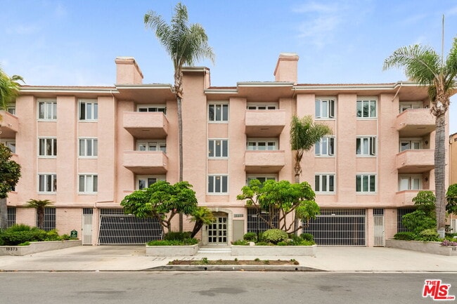 Building Photo - 10373 Almayo Ave