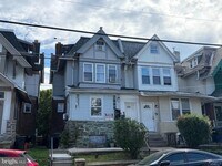 Building Photo - 1420 68th Ave