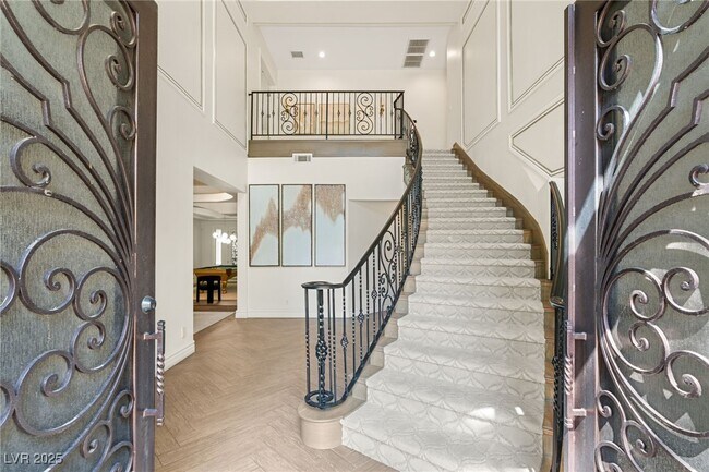 Building Photo - 2272 Coral Ridge Ave