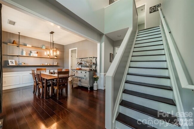 Building Photo - 2721 Apple Twig Dr