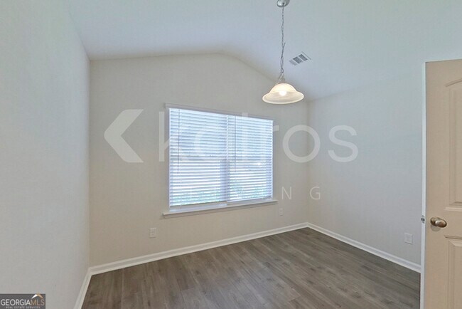 Building Photo - 113 Ebenezer Blf Wy