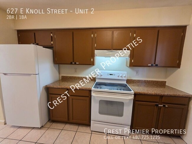 Building Photo - 627 E Knoll St