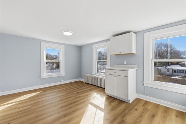 Building Photo - 48 Walker St