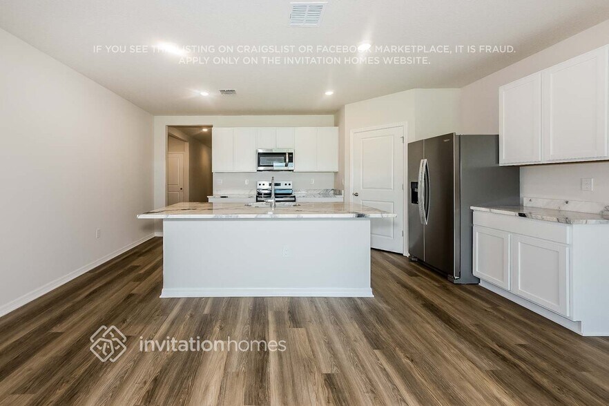 Building Photo - 18116 Canopy Pl
