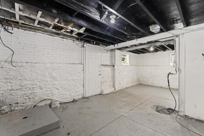 Building Photo - 7241 St Andrews Pl