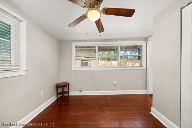 Building Photo - 412 Rose Ave