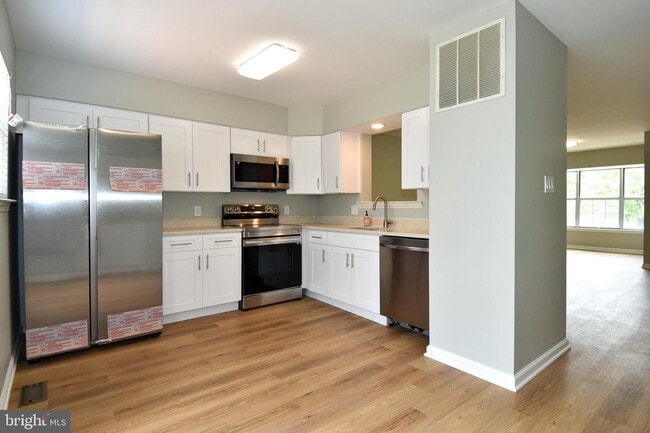 Building Photo - 3105 Paladin Terrace