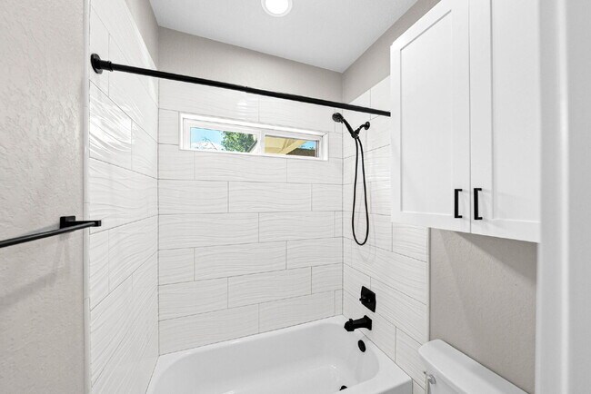Building Photo - Where Southern Charm Meets Everyday Comfort