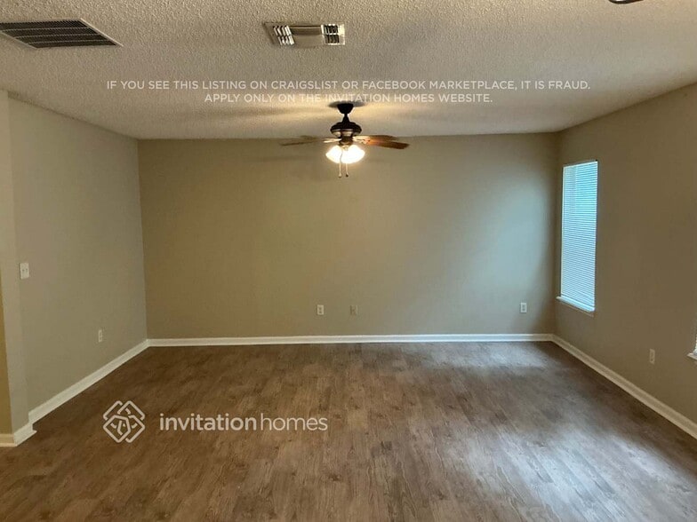 Building Photo - 13581 Ashford Wood Ct E