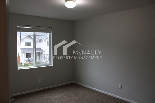 Building Photo - 3 Bedroom Home in Morning Point Estates