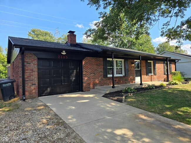 Building Photo - 2115 Dawnshire Dr