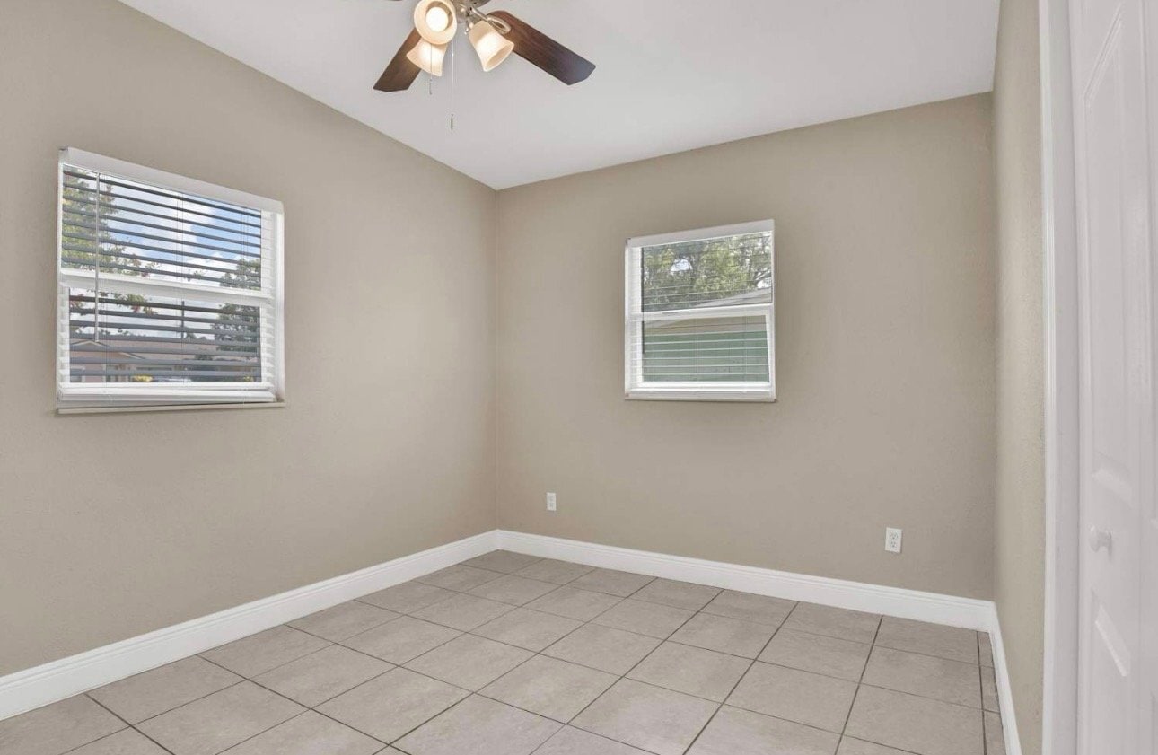 Building Photo - 3013 Rollman Rd
