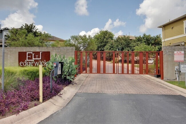 Building Photo - Gorgeous Edgewick Condo - Available Now!