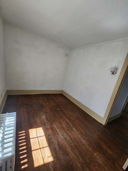 Building Photo - 1113 Orchard St