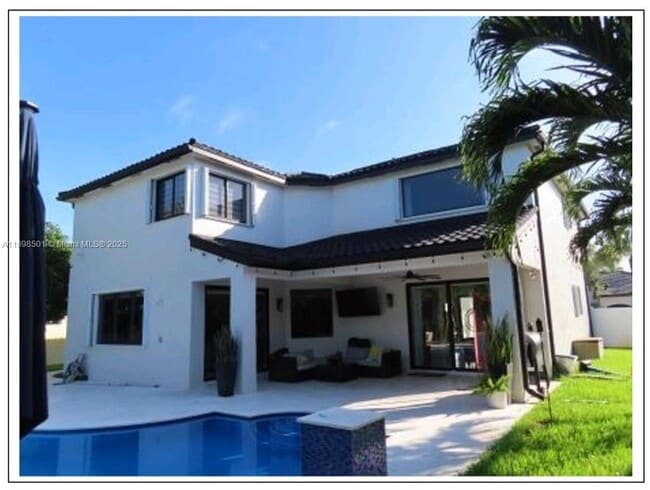 Primary Photo - 1064 SW 159th Ln