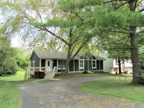 Building Photo - 1912 Orchard Ln