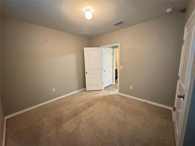Building Photo - 1018 Ashentree Dr