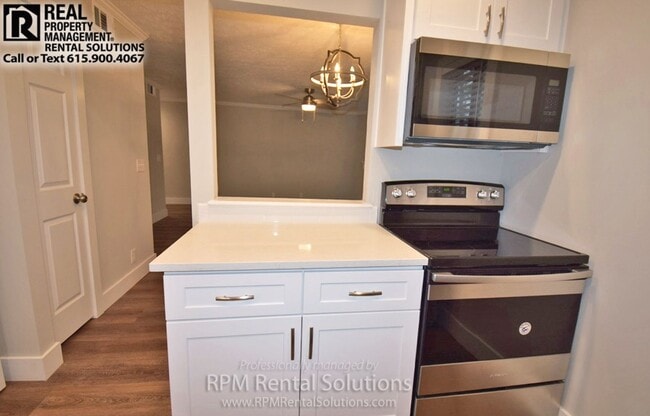 Building Photo - Amazing 2BR Condo off Edmondson Pike/Brent...