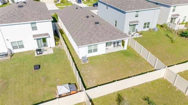 Building Photo - 8695 SW 46th Ave