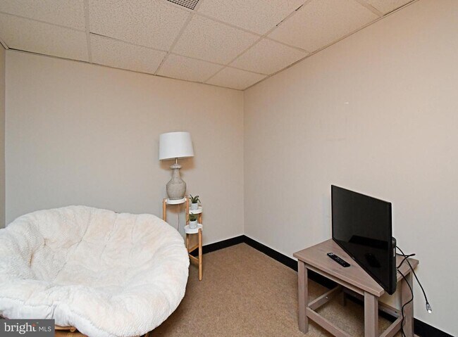 Building Photo - 1039 Greenes Way Cir