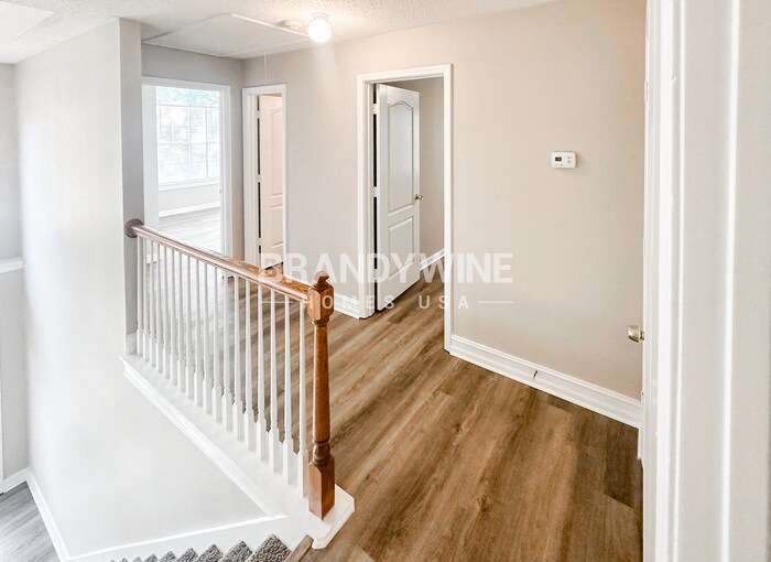 Building Photo - 12339 Lakeside Pkwy