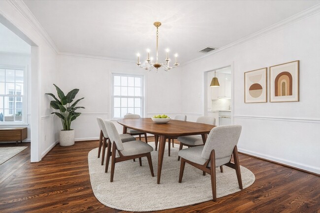 Building Photo - 2820 Rice Boulevard