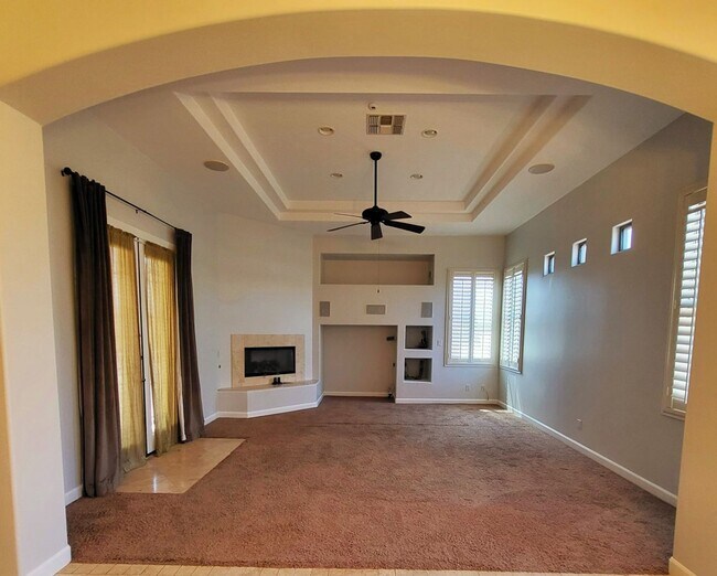 Building Photo - FIRST 2 WEEKS RENT FREE!!! BEAUTIFUL HOME ...