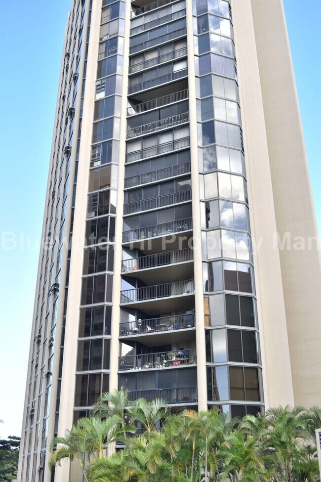 Building Photo - Craigside Furnished 2/2/2 (Nuuanu Area)
