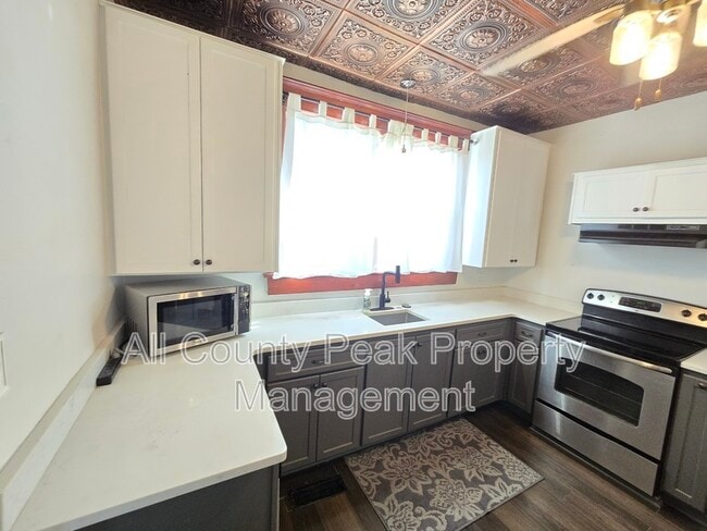 Building Photo - 3126 Rockmeade Dr