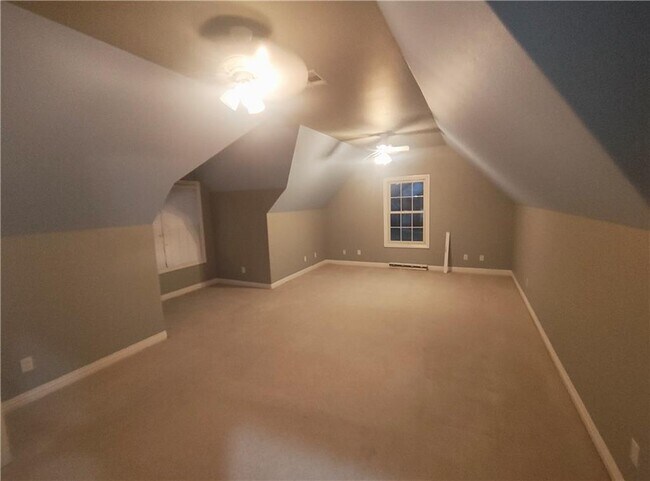 Building Photo - 2300 SW Penny Ln