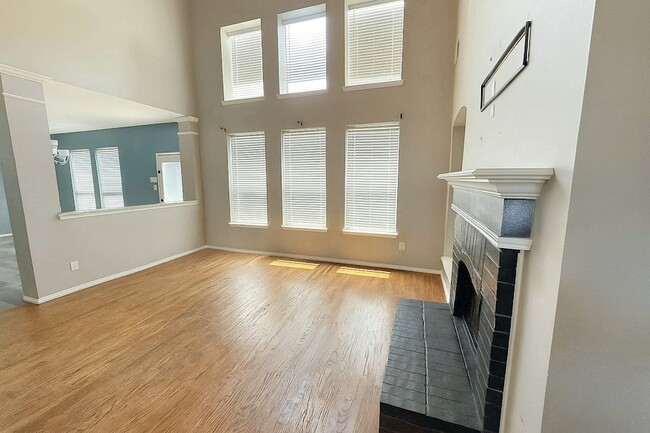 Building Photo - 116 Ashbrook Trail
