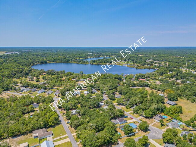 Building Photo - 108 Twin Trees Dr