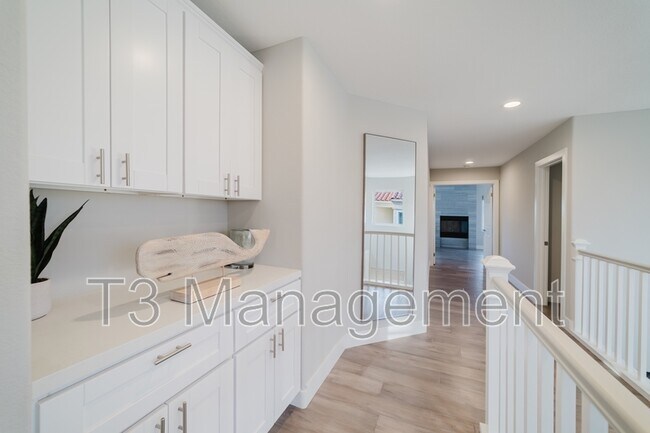 Building Photo - 7528 Navigator Cir