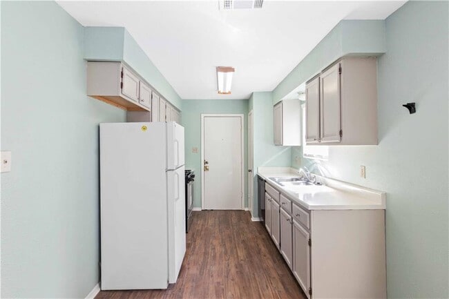 Building Photo - 5604 Palo Blanco Ct